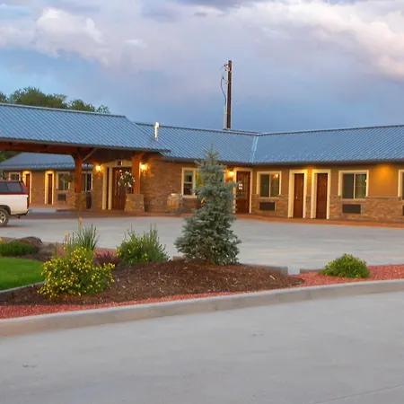 Backcountry Inn